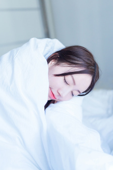 无颜之月真人免费网站